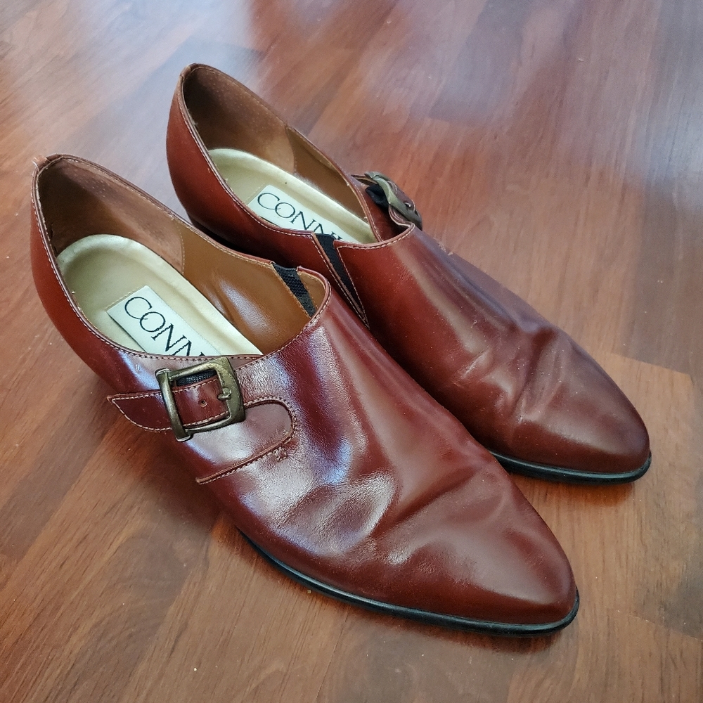 Burgundy leather booties vintage
